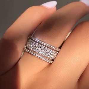 Sterling silver shiny layered ring